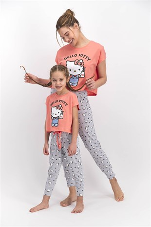 Hello Kitty Lisanslı Kız Çocuk Şeftali Renk Pijama Takımı